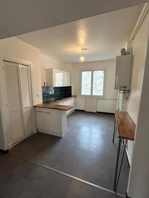 Appartement - 79 m² - 3 pièces