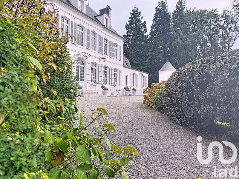 Maison - 442 m² - 8 pièces