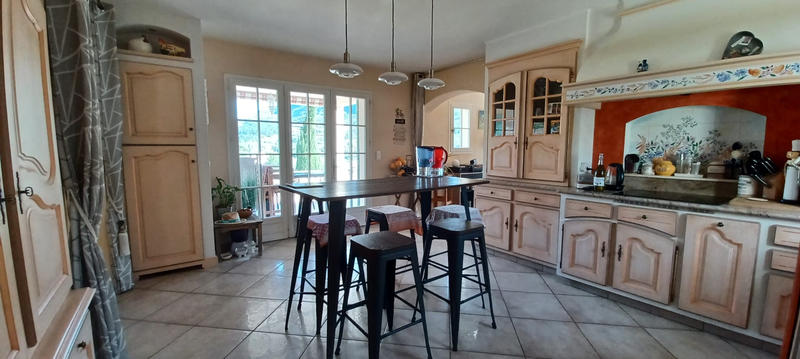 Villa - 295 m² - 11 pièces