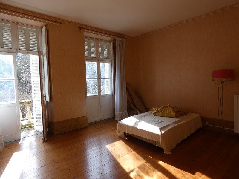 Château - 481 m² - 13 pièces