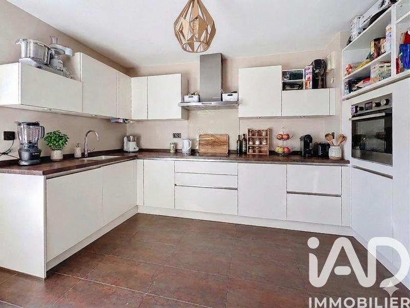 Appartement - 84 m² - 4 pièces