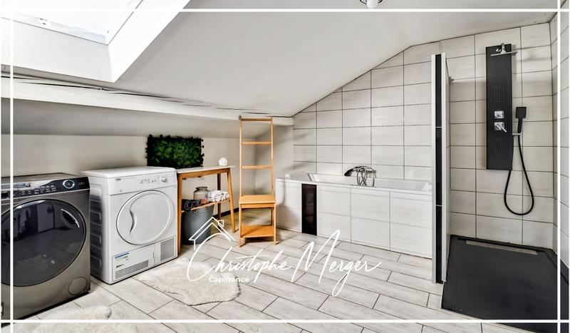 Maison - 190 m² - 6 pièces