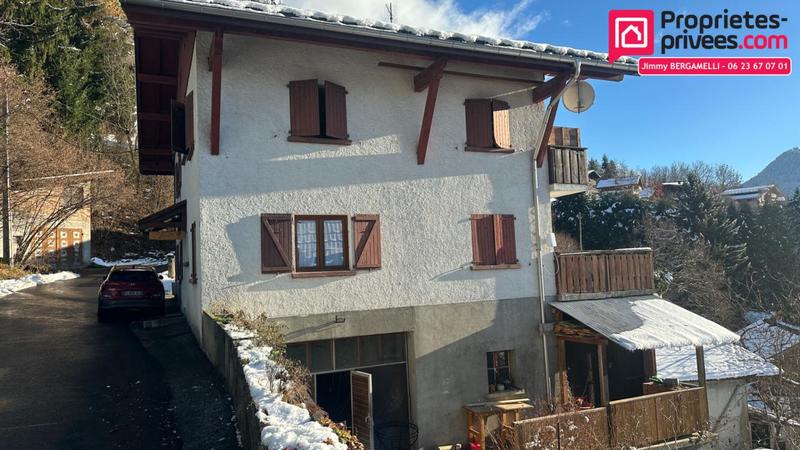 Maison - 320 m² - 9 pièces