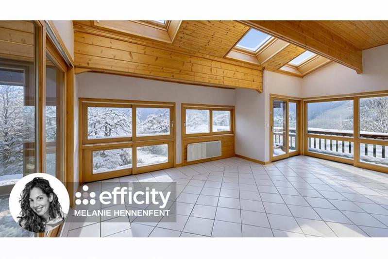 Maison - 225 m² - 7 pièces