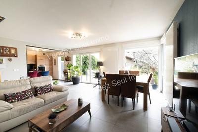 Maison - 125 m² - 6 pièces