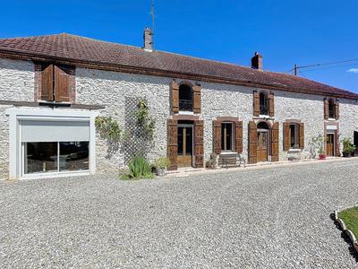 Maison - 314 m² - 9 pièces