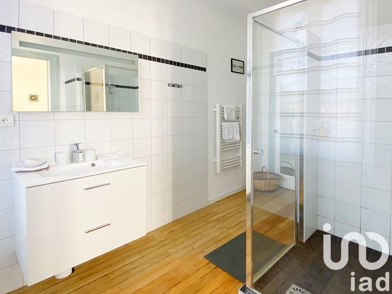 Maison de ville - 242 m² - 7 pièces