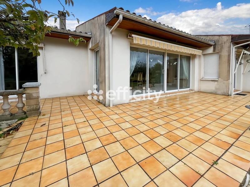 Pavillon - 150 m² - 5 pièces