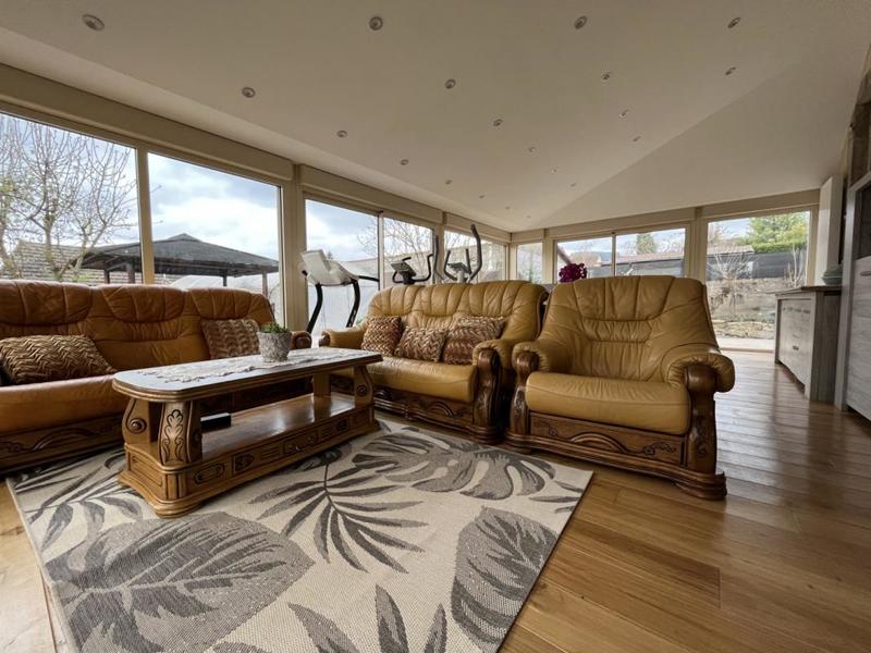 Maison de maîtres - 300 m² - 9 pièces