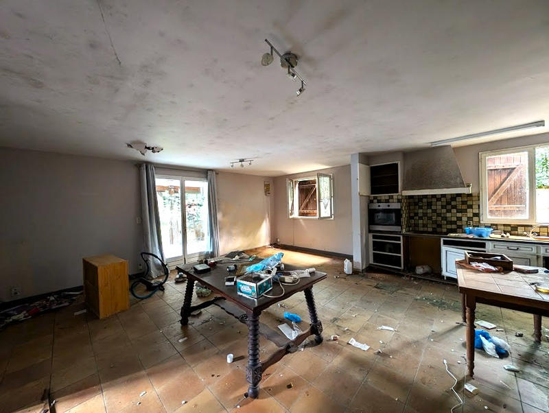 Maison - 85 m² - 5 pièces