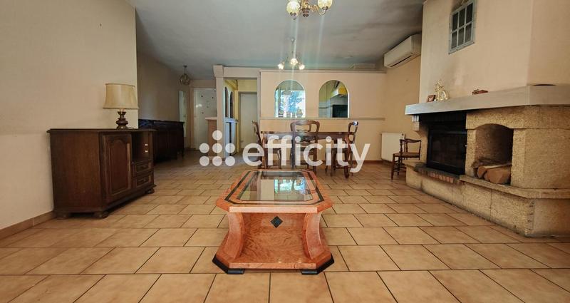 Maison - 120 m² - 6 pièces