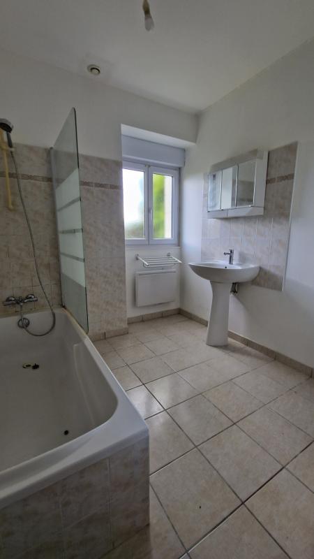 Maison de village - 75 m² - 4 pièces