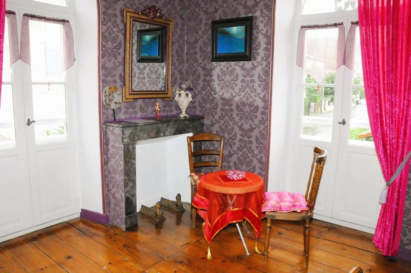 Propriété - 473 m² - 15 pièces