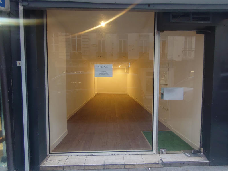 Magasins - 23 m² - 1 pièce