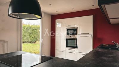 Maison - 97 m² - 4 pièces