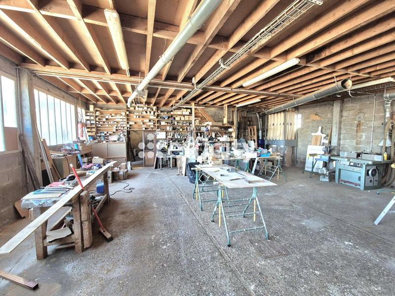 Maison - 200 m² - 7 pièces