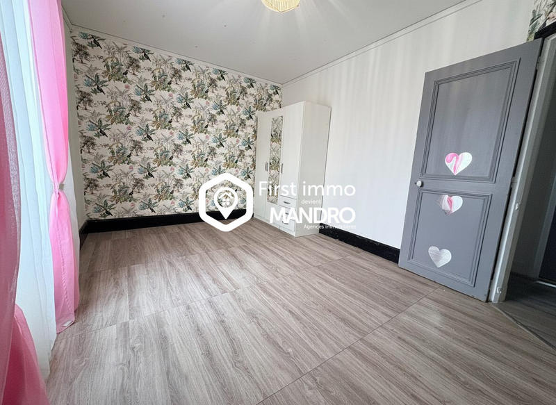 Maison - 166 m² - 8 pièces