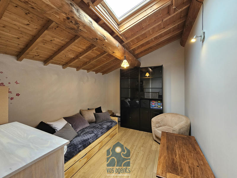 Maison - 200 m² - 5 pièces