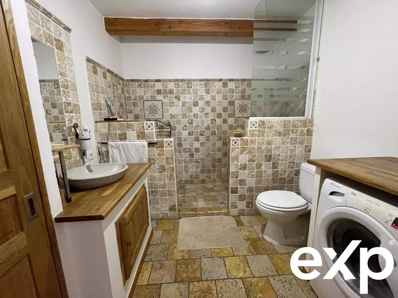 Maison traditionnelle - 195 m² - 8 pièces