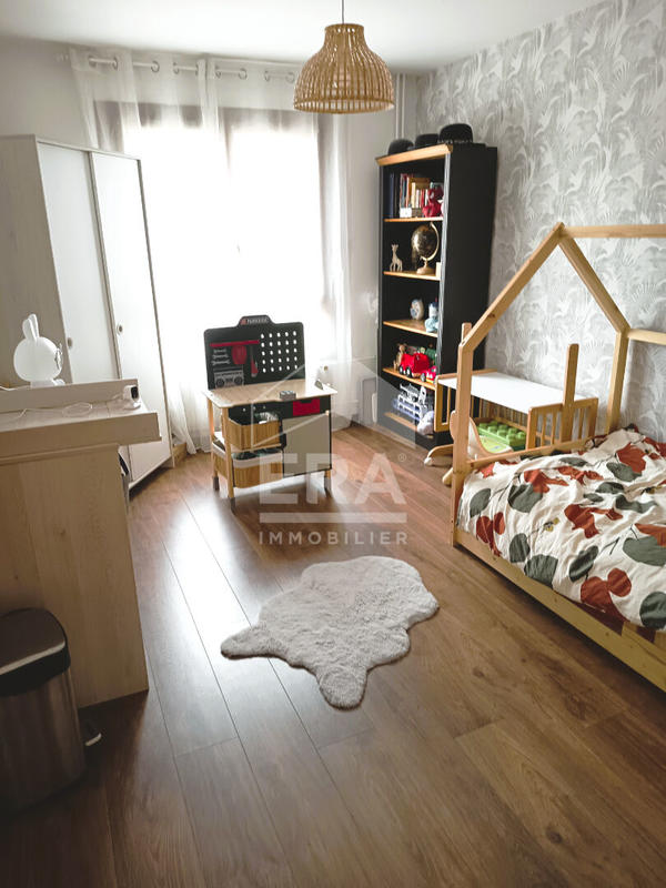 Appartement - 97 m² - 4 pièces