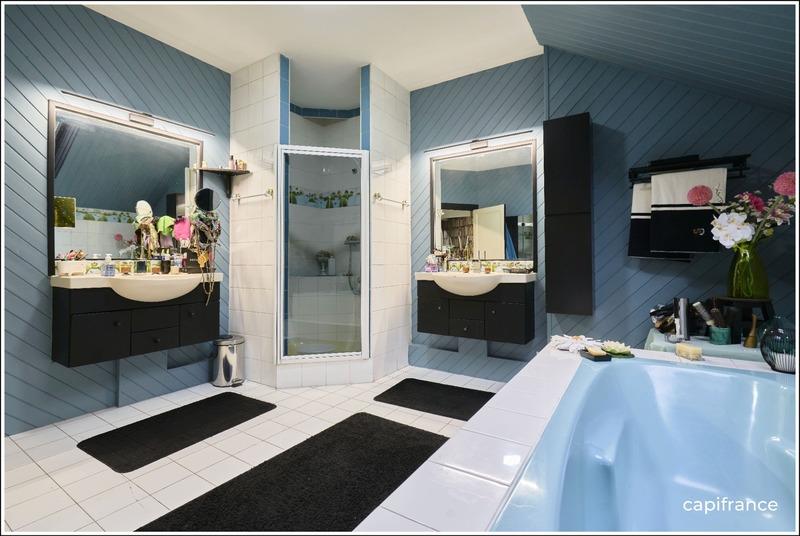 Maison d'architecte - 319 m² - 10 pièces