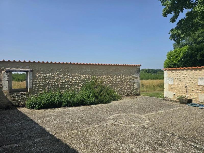 Maison - 221 m² - 7 pièces