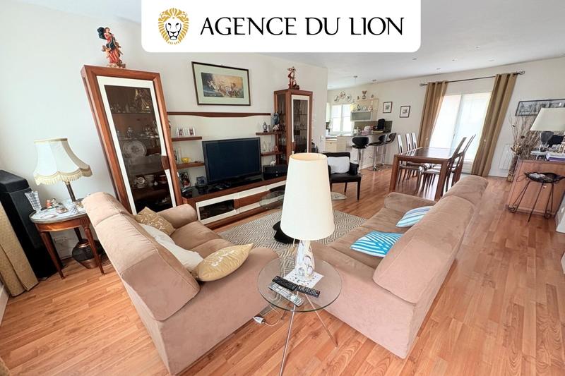 Maison - 101 m² - 5 pièces