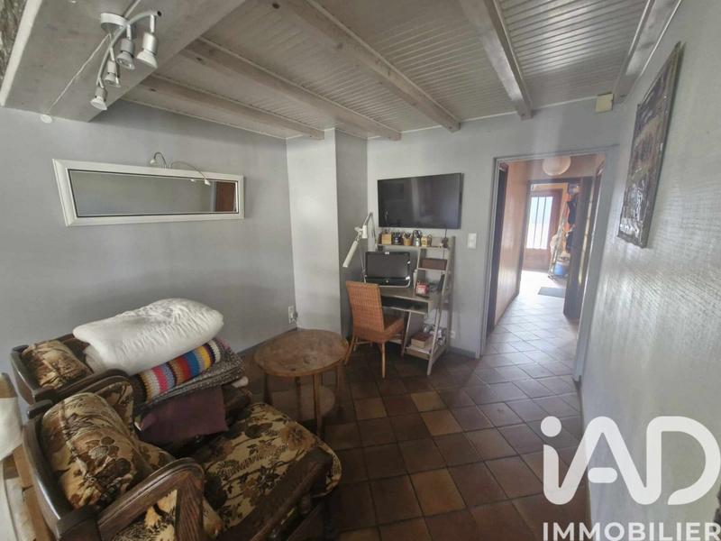 Maison - 179 m² - 15 pièces