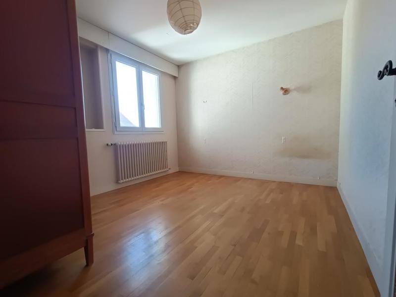 Maison traditionnelle - 170 m² - 7 pièces