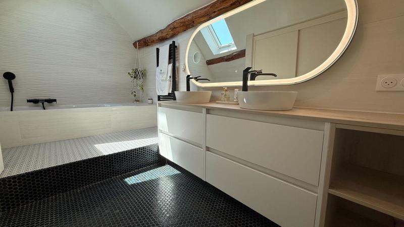 Maison - 190 m² - 10 pièces