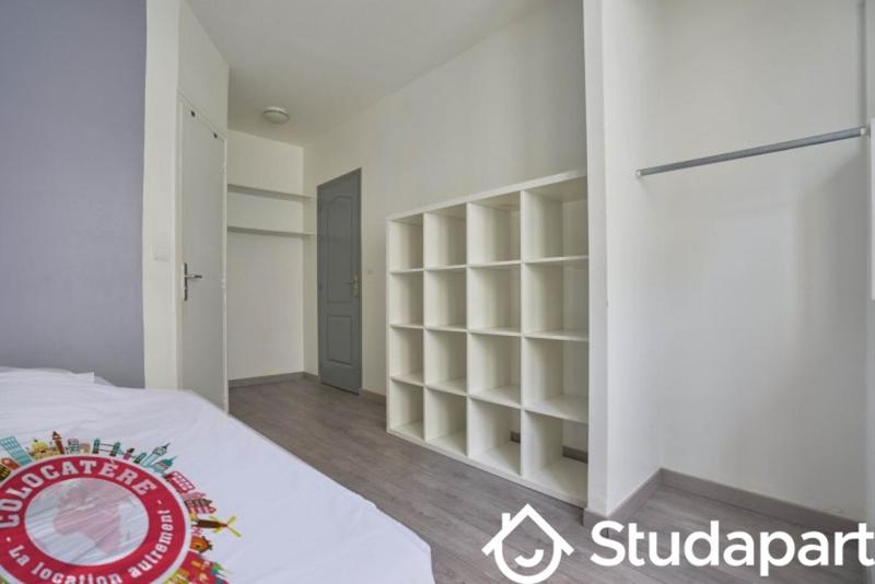 Chambre - 13 m² - 1 pièce