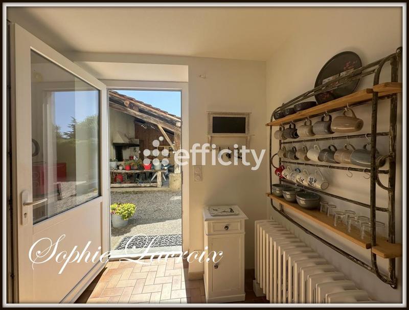 Maison - 212 m² - 6 pièces