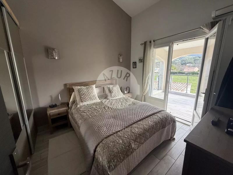 Maison - 115 m² - 4 pièces