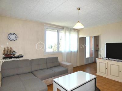 Appartement - 67 m² - 4 pièces