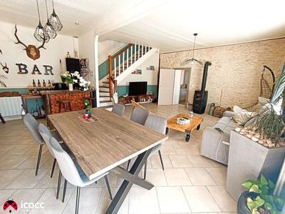 Maison en pierre - 121 m² - 5 pièces