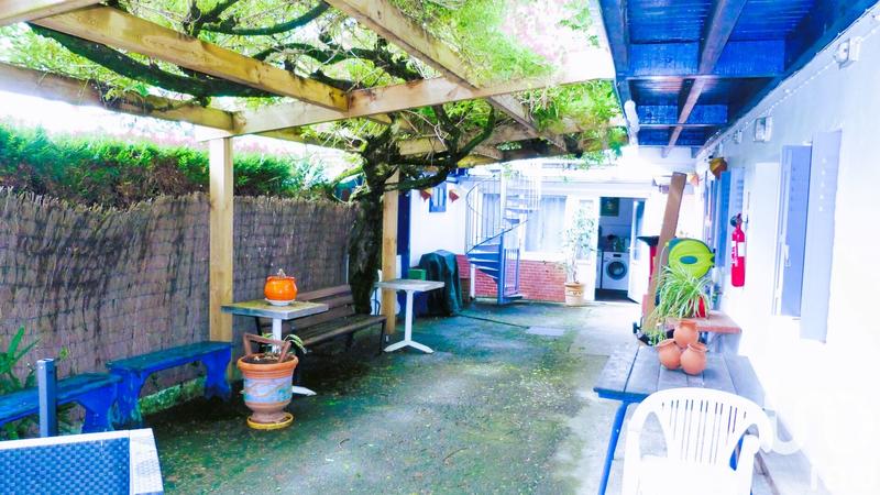 Maison - 450 m² - 14 pièces