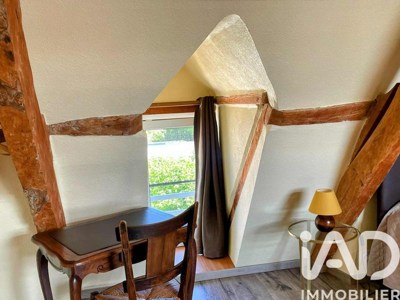 Maison - 299 m² - 9 pièces