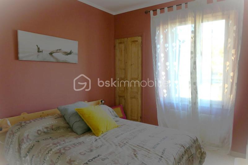 Maison traditionnelle - 119 m² - 6 pièces