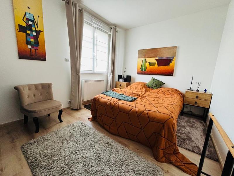 Appartement - 120 m² - 6 pièces