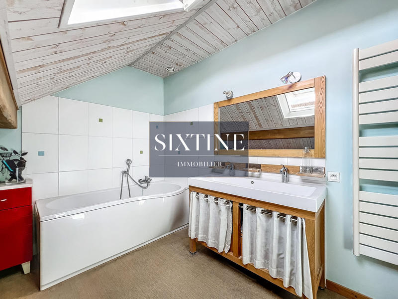 Maison - 170 m² - 6 pièces