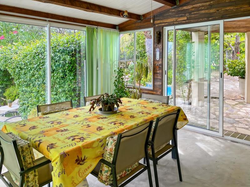 Villa - 101 m² - 5 pièces