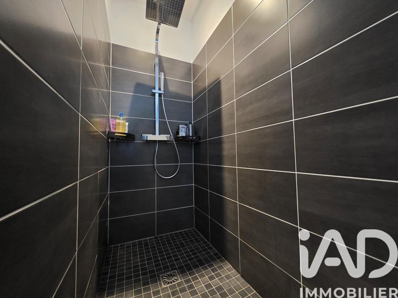 Maison - 92 m² - 5 pièces