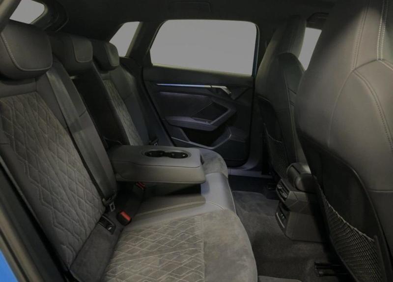 Audi A3 sportback 40 TFSIe 204 s-Line Hybride Rechargeable / Matrix Led B&amp;O Jantes 18" Sieges et Coffre Elec Alcantara