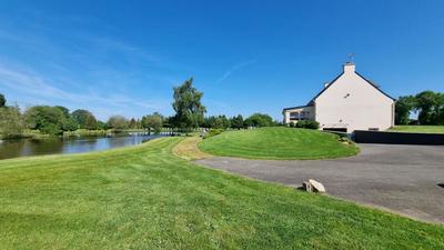 Maison - 182 m² - 6 pièces