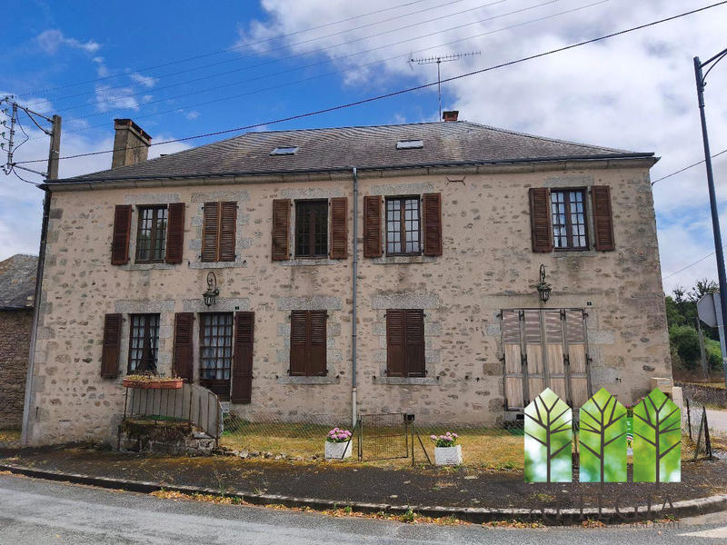 Maison - 246 m² - 13 pièces