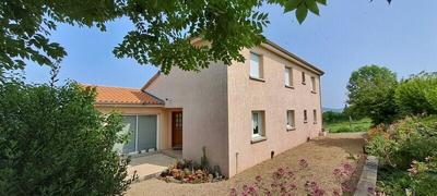 Propriété - 163 m²