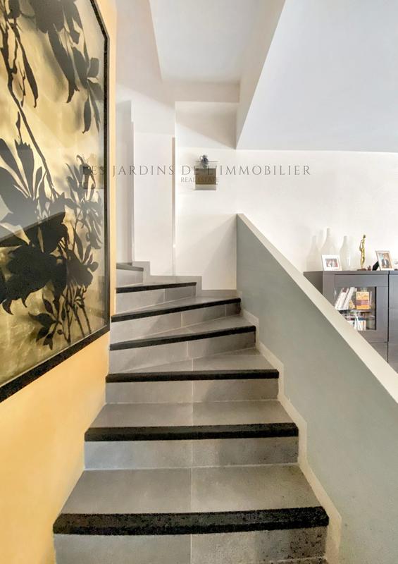 Duplex - 108 m² - 5 pièces