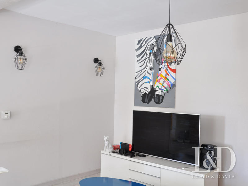 Maison - 200 m² - 6 pièces