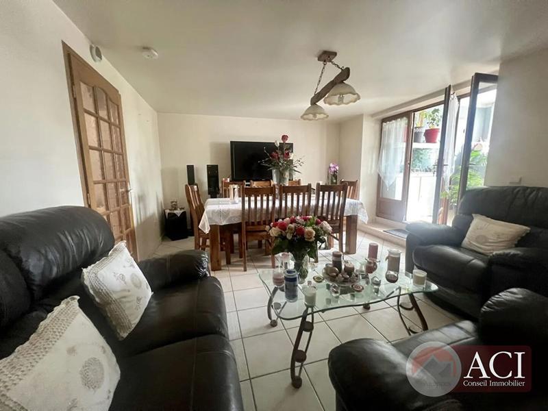 Maison - 105 m² - 4 pièces