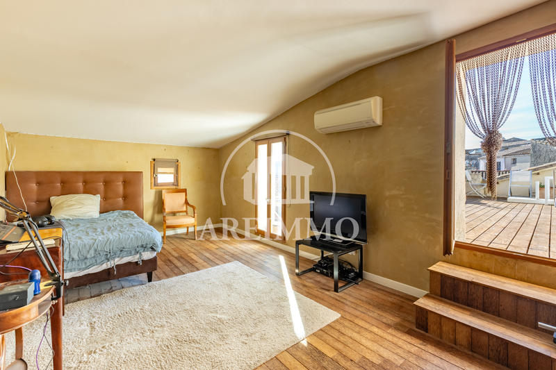 Maison de village - 218 m² - 7 pièces